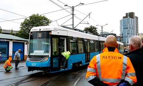 Gothenberg_tram_delivery