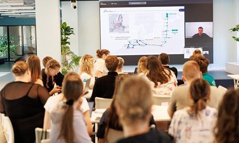 IS3A8137-min-2048x1365