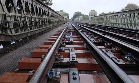 New wheel timbers in place on Kew railway bridge