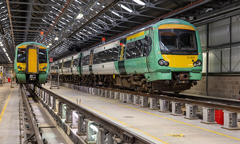 377103 & 171810 Selhurst Depot 30/11/2022
