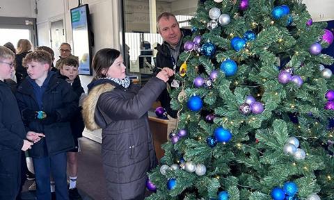 Selby station Christmas tree (2)