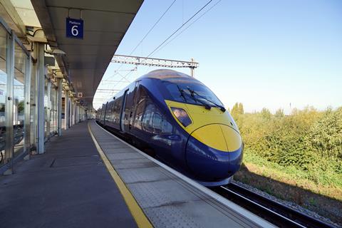 Ebbsfleet,,Uk.,21st,October,2018.,The,Platforms,Of,|ebbsfleet,Railway