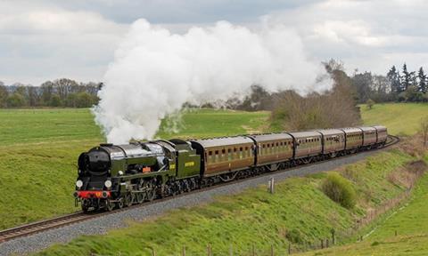 west_somerset_railway_trainline-image(992x661-crop-autorotate)